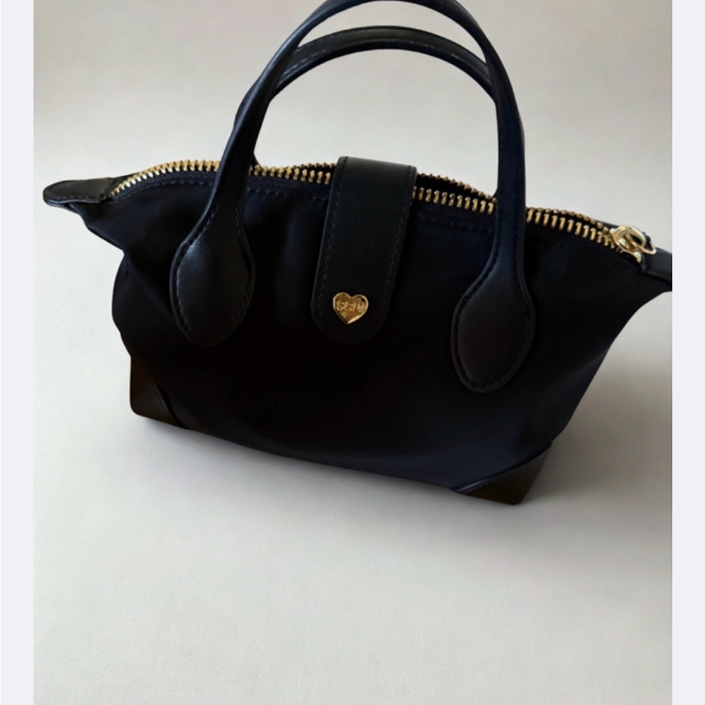 Stoney Clover Pouchette 02